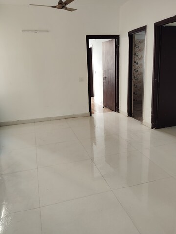 3 BHK Apartment For Rent in Vasu Fortune Residency, Raj Nagar Extension