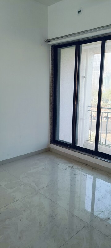 Room in 2 BHK Apartment at Tiara Hills, Mira Road – for Rent