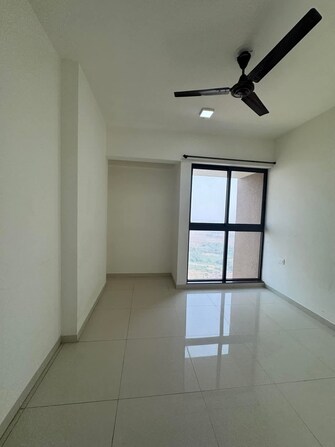 2 BHK Apartment For Resale in Lodha Splendora Phase II Ghodbunder Road Thane  8129172