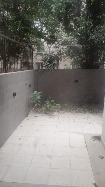 Balcony in 3 BHK Builder Floor at Unitech Woodstock Floors, Sector 50 – for Rent
