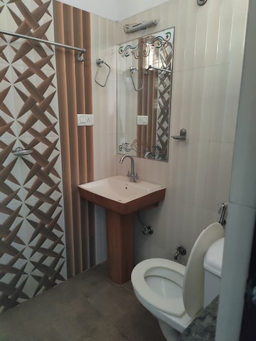 Bathroom in 3 BHK Villa at Siddharth Nagar – for Rent