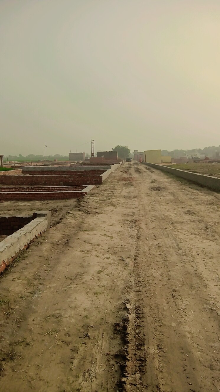 undefined, bhopani village  80 Sq.Yd. Plot In Bhopani Village Faridabad 8129204