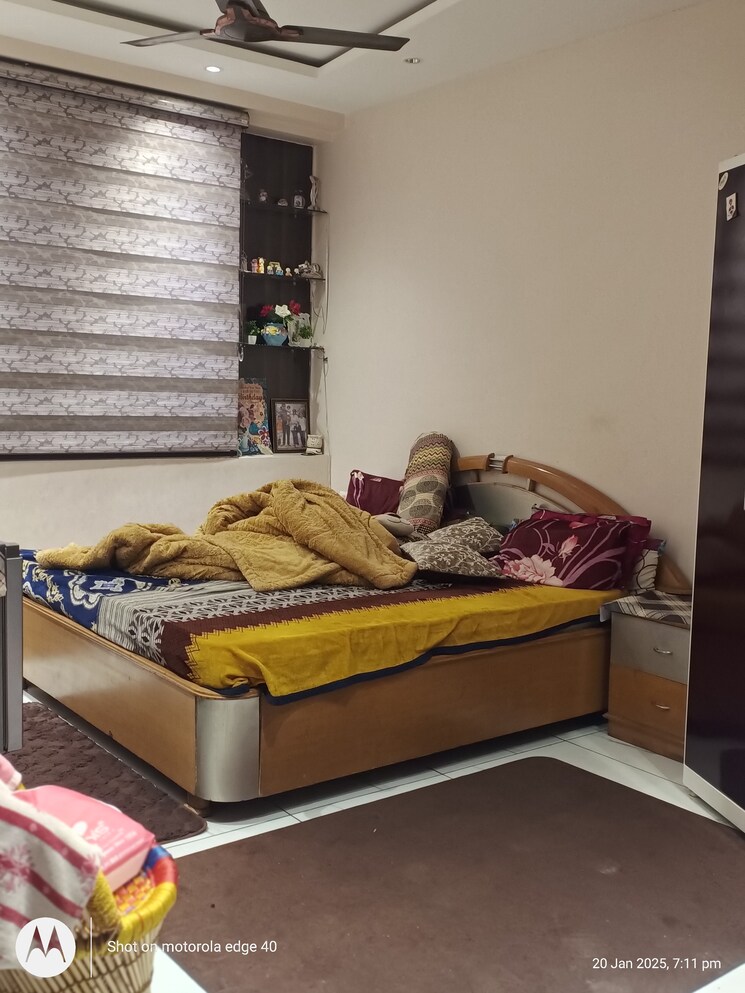 Bedroom, malviya nagar 3 Bedroom 200 Sq.Yd. Builder Floor In Malviya Nagar Delhi 8129254