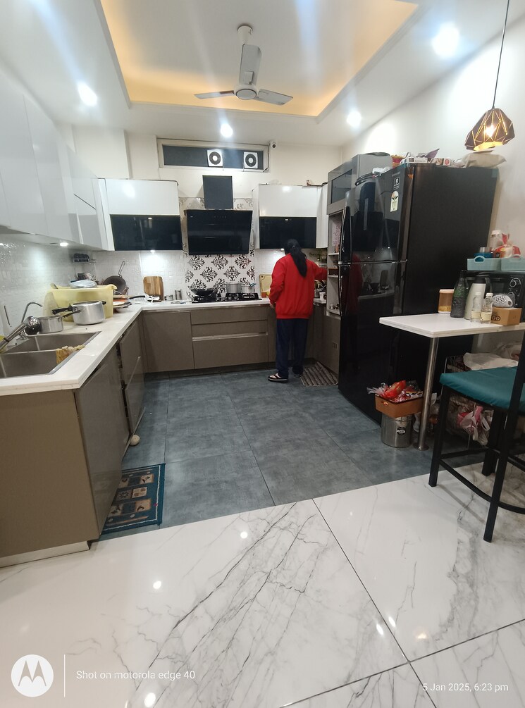 Kitchen, malviya nagar 3 Bedroom 200 Sq.Yd. Builder Floor In Malviya Nagar Delhi 8129265