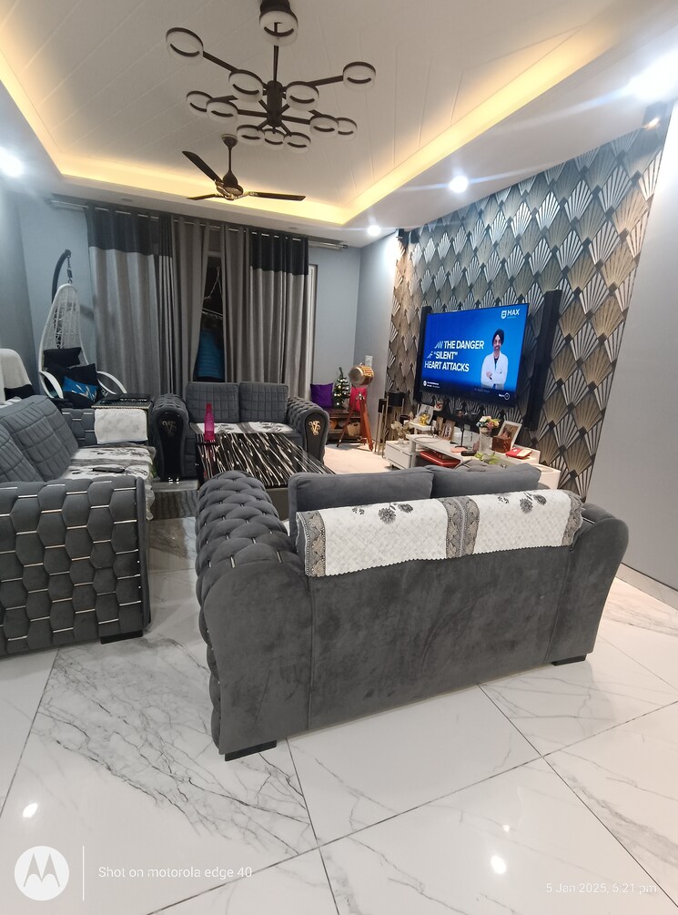 Living Room, malviya nagar 3 Bedroom 200 Sq.Yd. Builder Floor In Malviya Nagar Delhi 8129265