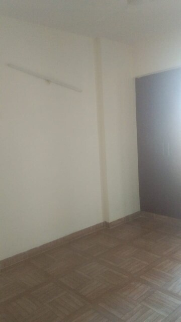 Room in 2 BHK Apartment at Saya Gold Avenue, Vaibhav Khand – for Rent