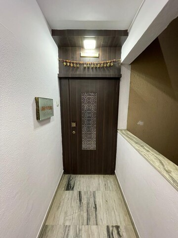  2 BHK Apartment at Andheri West – for Sale