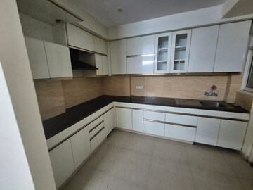 Kitchen in 3 BHK Apartment at Omaxe Grand Omaxe, Gomti Nagar – for Sale