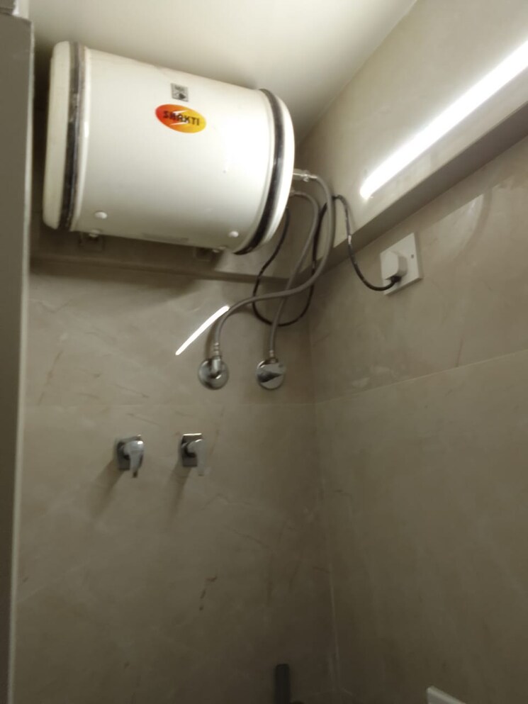 Bathroom, andheri west 2 Bedroom 1015 Sq.Ft. Apartment In Andheri West Mumbai 8129301