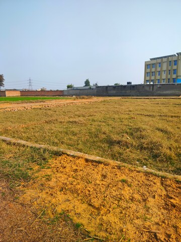 Plot Area in  Plot at Sikandrabad – for Sale