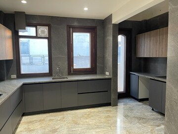 Room in 4 BHK Builder Floor at Vasant Vihar – for Rent