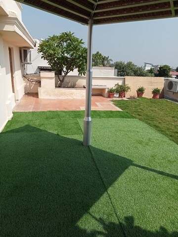 4 BHK Builder Floor – Garden View at Vasant Vihar - for Rent
