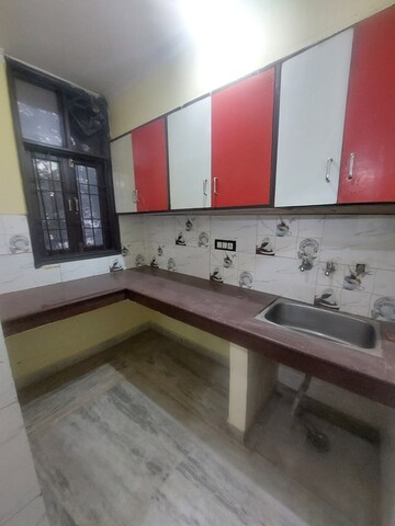 Furnished Amenities in 1 BHK Apartment at Sarita Vihar – for Rent