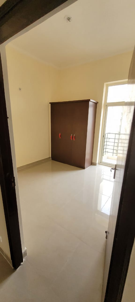 3 BHK Apartment For Sale in Alok Vihar