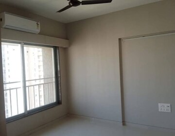 Room in 2 BHK Apartment at Kripa Bliss, Vikhroli East – for Rent