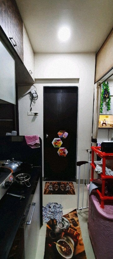 Furnished Amenities in 1 BHK Apartment at Haware Dahlia, Kasarvadavali – for Sale