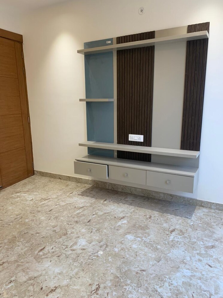 Room, m3m-atrium 3 Bedroom 1400 Sq.Ft. Builder Floor In Sector 57 Gurgaon 8129384