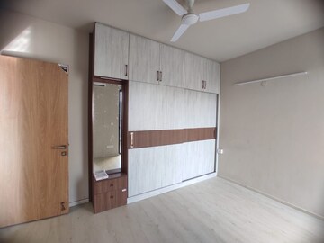 Room in 2 BHK Apartment at M3M Heights, Sector 65 – for Rent