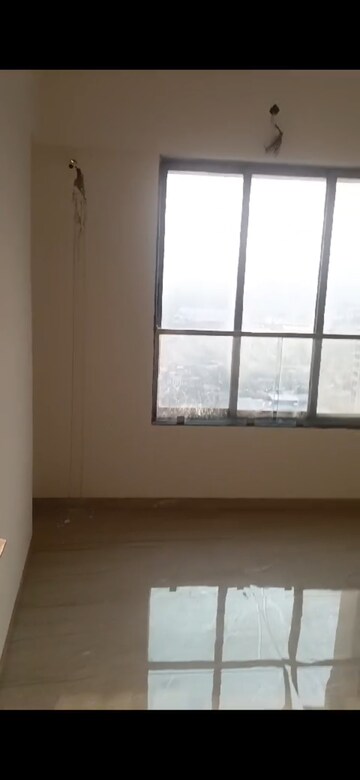Bedroom in 3 BHK Apartment at Kukreja Golf Scappe, Chembur – for Sale
