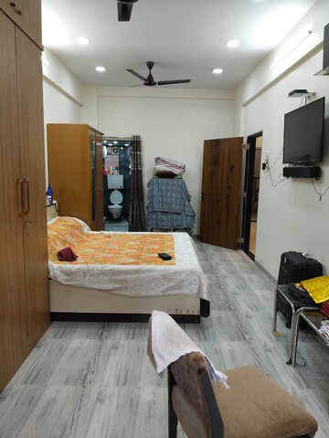 Bedroom in 1 BHK Apartment at Adarsh Nagar Society, Worli – for Rent