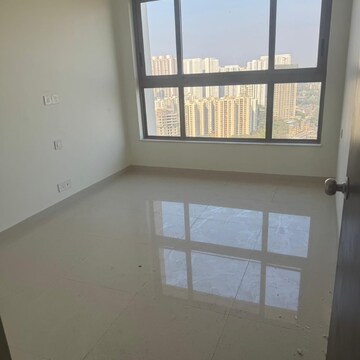 Room in 2 BHK Apartment at Kalpataru Paramount, Majiwada – for Sale