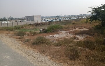 Plot For Sale in Sikandrabad