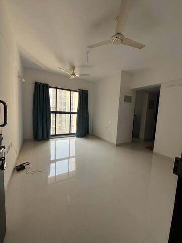 Room in 2 BHK Apartment at Lodha Palava Florea A To D, Dombivli East – for Rent