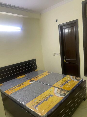 Bedroom in 1 BHK Builder Floor at Chattarpur – for Rent