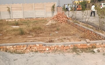 Plot For Sale in Sikandrabad