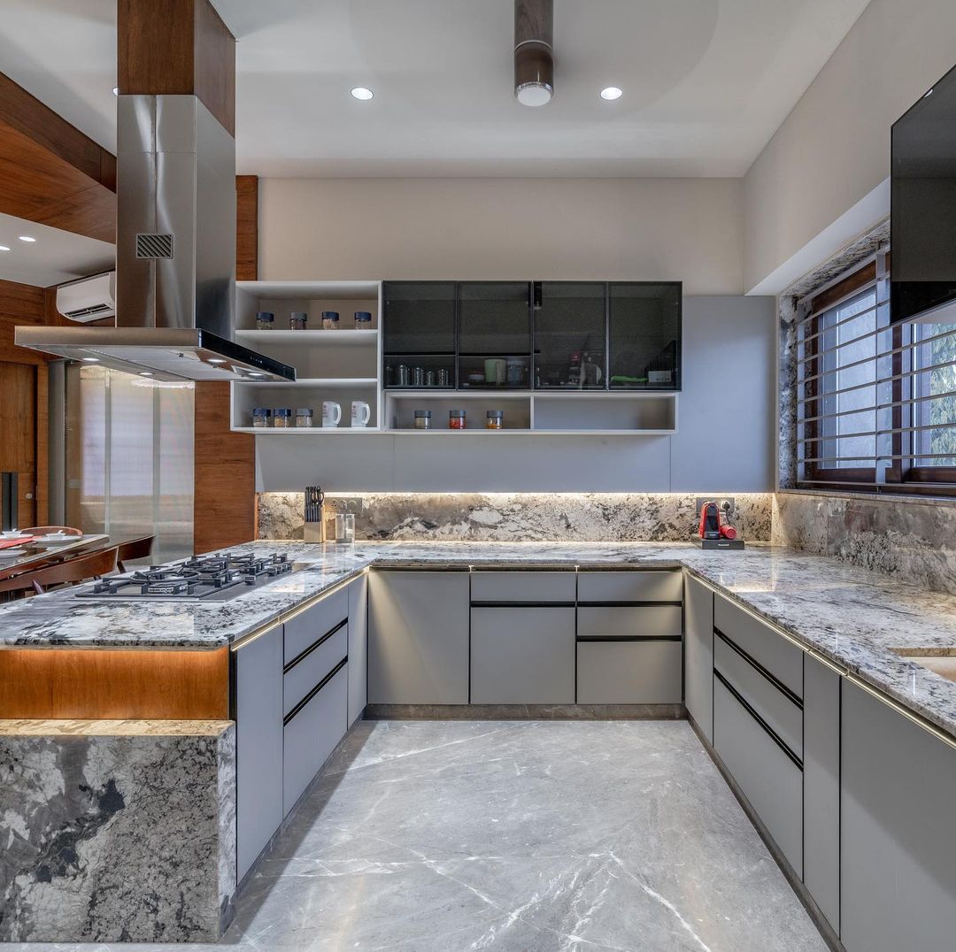 4 BHK + Pooja Room,Study Room,Extra Room 2700 Sq.Ft. Apartment in Kolte Patil 24K Atria