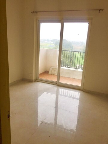 Room in 2 BHK Apartment at GLS Arawali Homes, Sohna Sector 4 – for Sale
