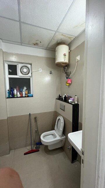 Bathroom in 2 BHK Apartment at Adarsh Nagar – for Rent