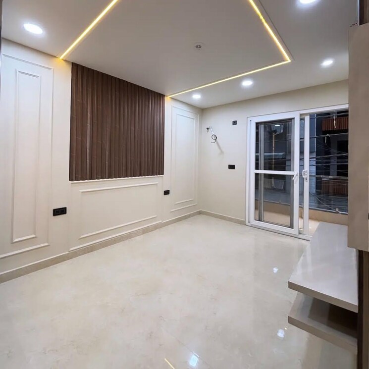 Room, shastri nagar 2.5 Bedroom 630 Sq.Ft. Builder Floor In Shastri Nagar Delhi 8129799