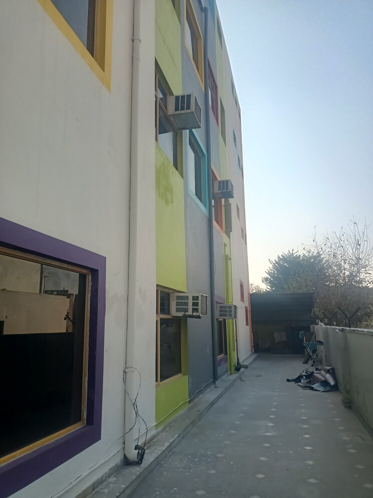 undefined, rps-savana Commercial Office Space in IT/SEZ 980 Sq.Yd. In Sector 88 Faridabad 8129809