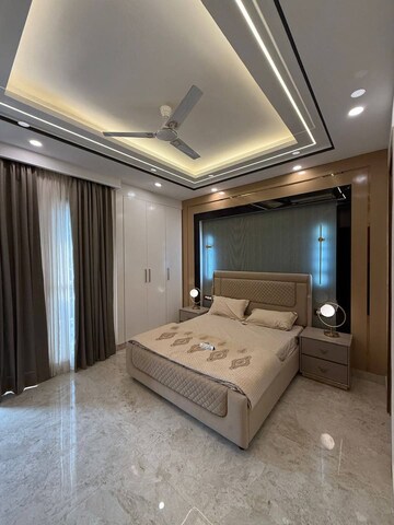 2 BHK Apartment For Rent in Emaar Emerald Estate, Sector 65