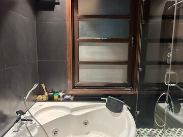 Bathroom in 4 BHK Villa at Vipul Tatvam Villas, Sector 48 – for Rent