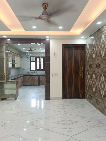 Living Room in 4 BHK Builder Floor at Housing Board Colony Sector 51, Sector 51 – for Rent