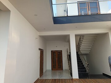 Building Lobby in 2 BHK Builder Floor at Gomti Nagar – for Rent
