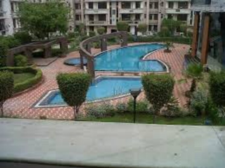 Garden, parsvnath-prestige 3 Bedroom 1795 Sq.Ft. Apartment In Sector 93a Noida 8130067