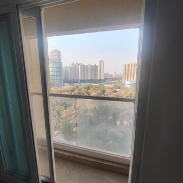 Room in 2 BHK Apartment at Dosti West County Phase 4 Dosti Pine, Balkum Pada – for Rent