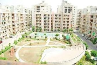 2 BHK Apartment For Rent in Parsvnath Prestige Sector 93a Noida  8130098