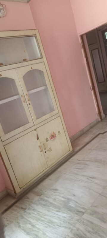 Balcony in 2 BHK Builder Floor at Sahar Plaza Indira Nagar, Indira Nagar – for Rent