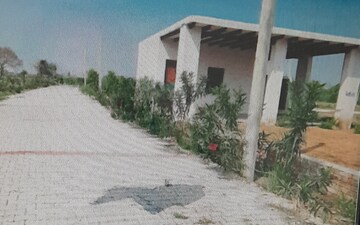 Plot For Sale in Kasna Industrial Area, Kasna