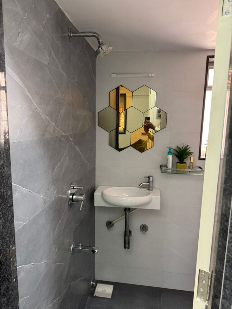 undefined, nishant-building 1 Bedroom 450 Sq.Ft. Apartment In Andheri West Mumbai 8130213