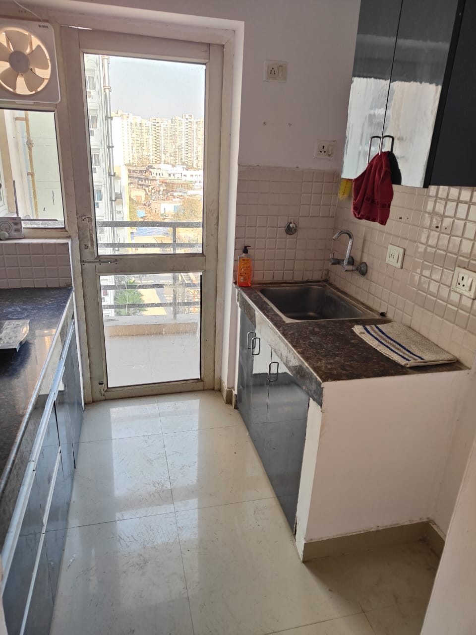 2 BHK + Servant Room Apartment For Sale in Gaur City 7th Avenue