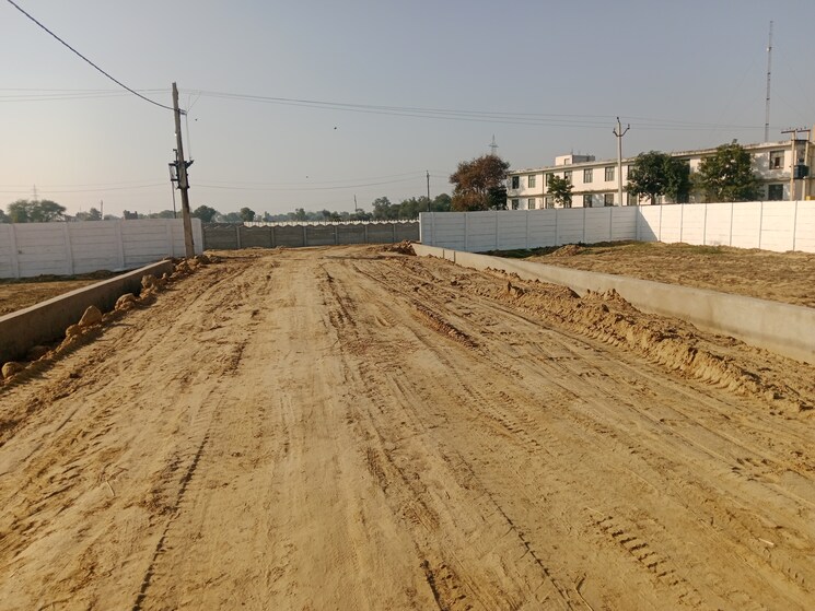 Exterior View, saimari  200 Sq.Yd. Plot In Saimari Agra 8130250