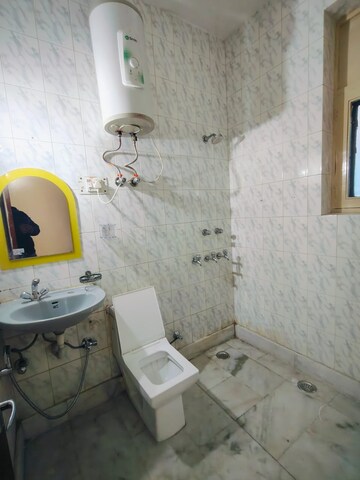 Master Bedroom in 3 BHK Builder Floor at New Friends Colony – for Rent