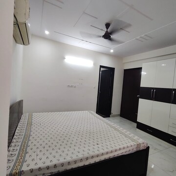 Bedroom in 1 BHK Apartment at Sector 57 – for Rent