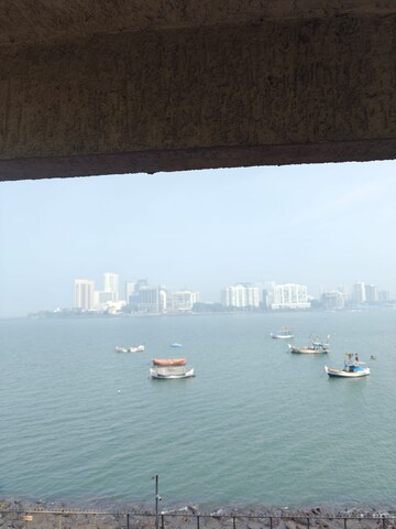 Swimming Pool in 3 BHK Apartment at Maker Tower, Cuffe Parade – for Rent