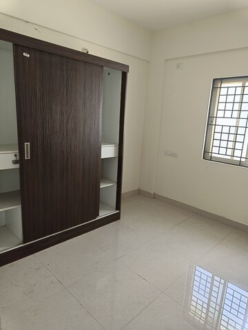 Room in 2 BHK Apartment at Jp Nagar – for Rent